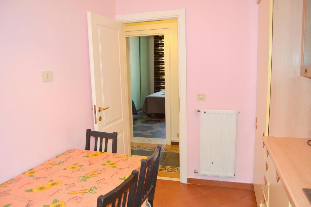 Booking House — Foto 2